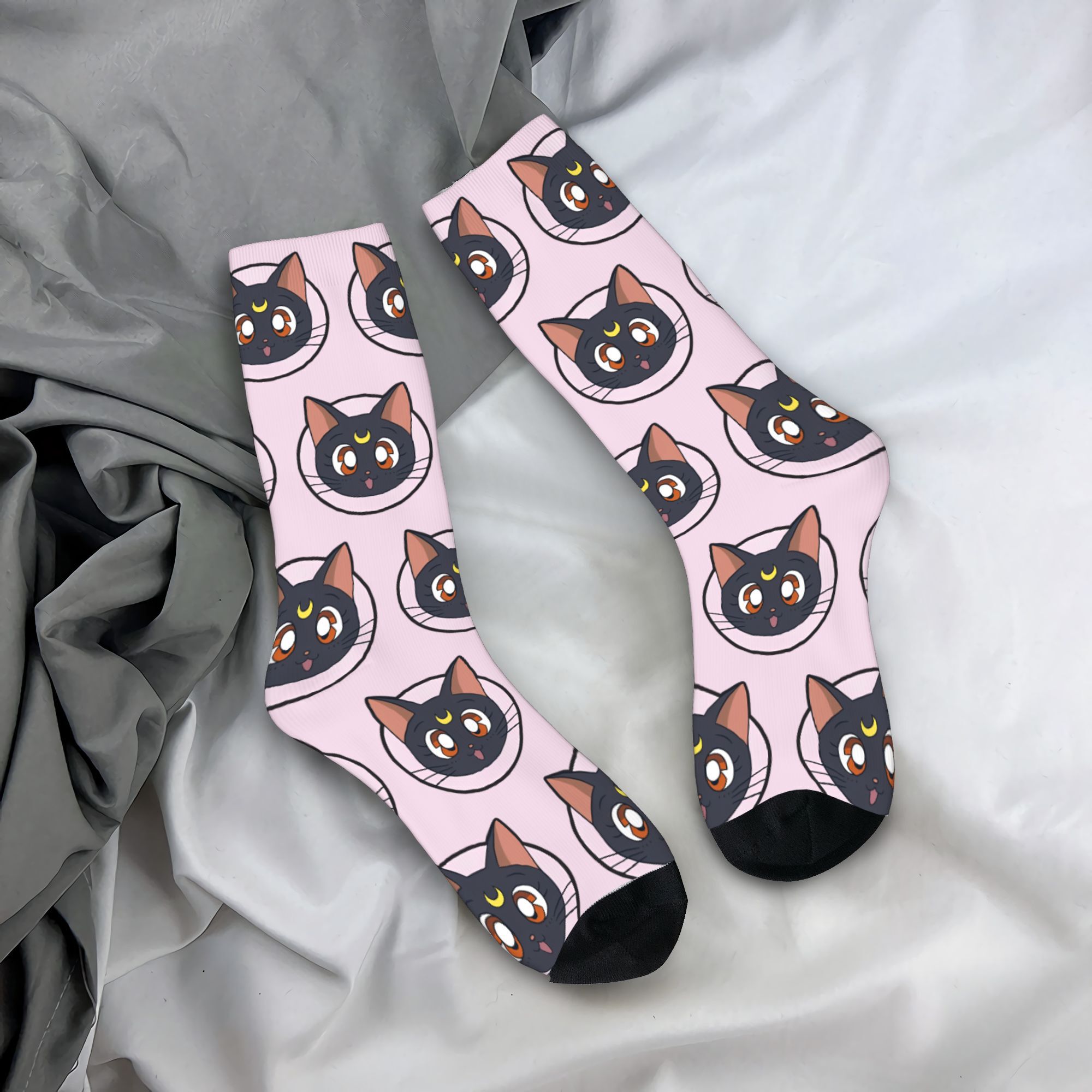 Anime Merchandise Dress - Chaussettes d'équipage unisexes à la mode,