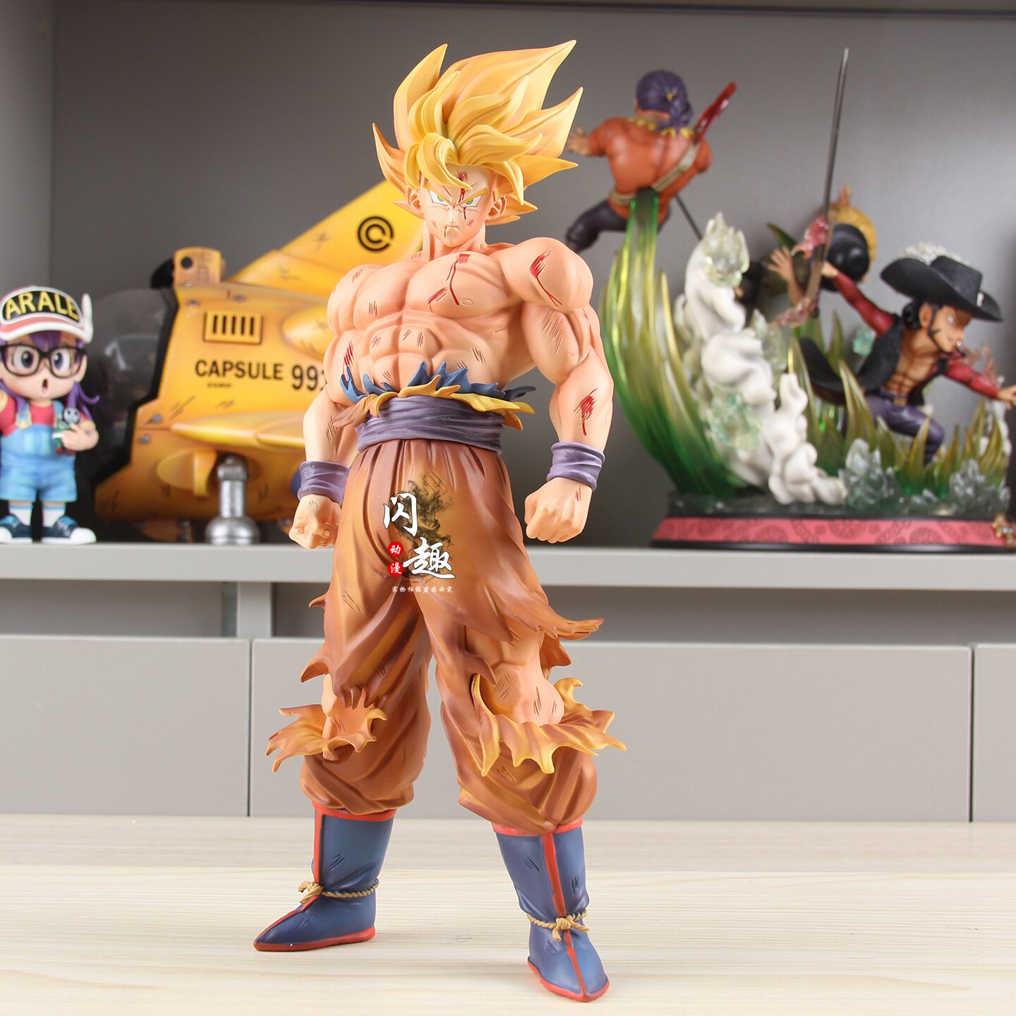 Statue de Goku Super Saiyan en - Anime Merchandise For Men avis et prix