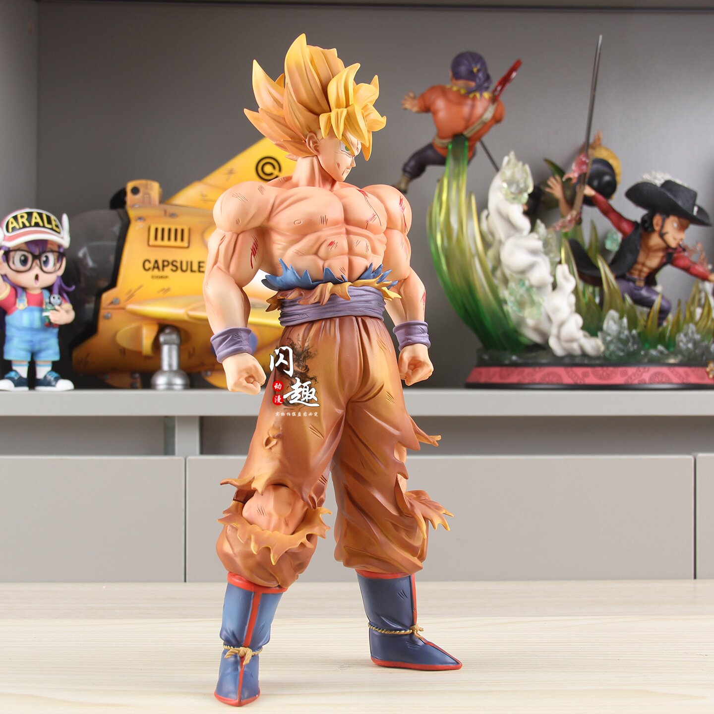 Statue de Goku Super Saiyan en - Anime Merchandise For Men avis et prix